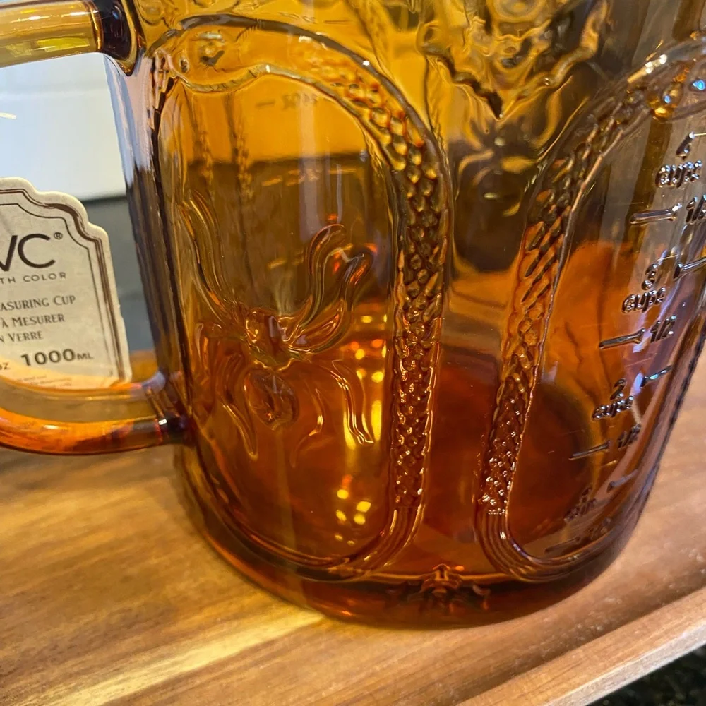 CWC Halloween Glass Measuring Cup With Spiders, Bats & Snakes Orange Amber 32oz